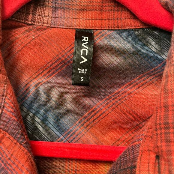 RVCA Bleached Red Chameleon Pokémon Pokeball Flannel Handmade Mens S - Picture 3 of 6